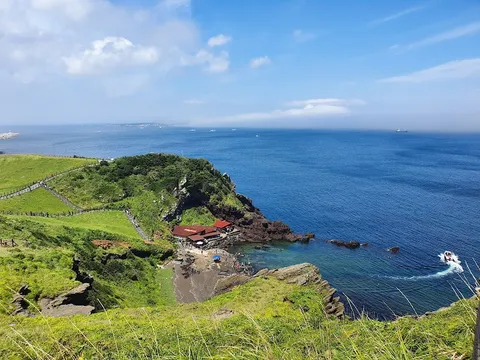 Seongsan Ilchulbong — Landmark — Jeju Island Circuit — South Korea