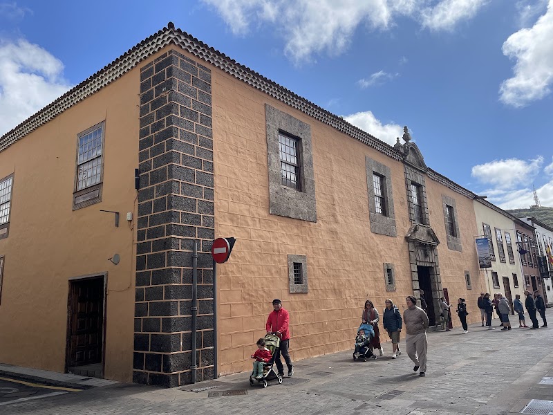 San Cristóbal de La Laguna — UNESCO city — Tenerife and La Gomera Drive — Spain