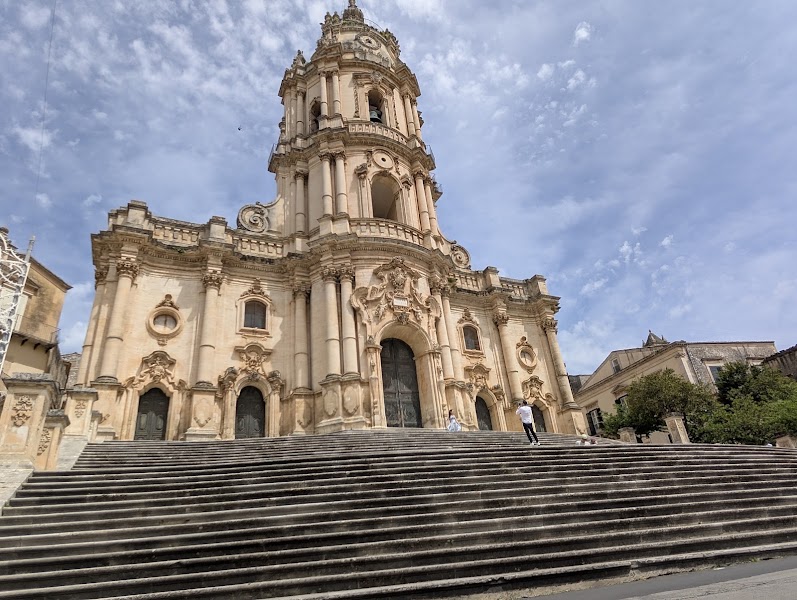 Modica San Giorgio and old town — Baroque architecture — Baroque Southeast Sicily — Italy