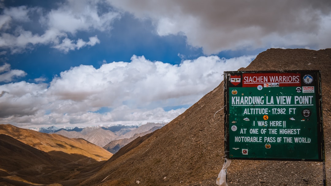 Crossing the Khardung La